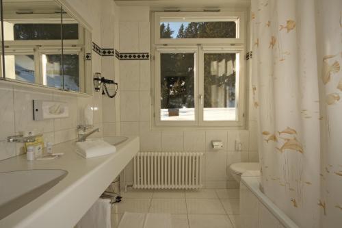 Esplanade Swiss Quality Hotel 达沃斯 客房 照片