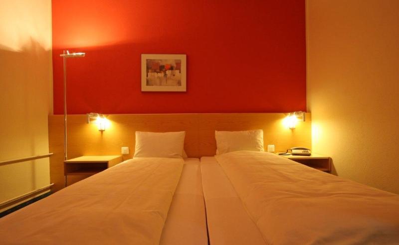 Esplanade Swiss Quality Hotel 达沃斯 客房 照片